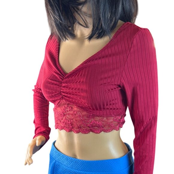 Red Long Sleeve Ribbed Crop Shirt Lace Trim V-Neck Small Y2K Cyber Retro - Picture 2 of 6